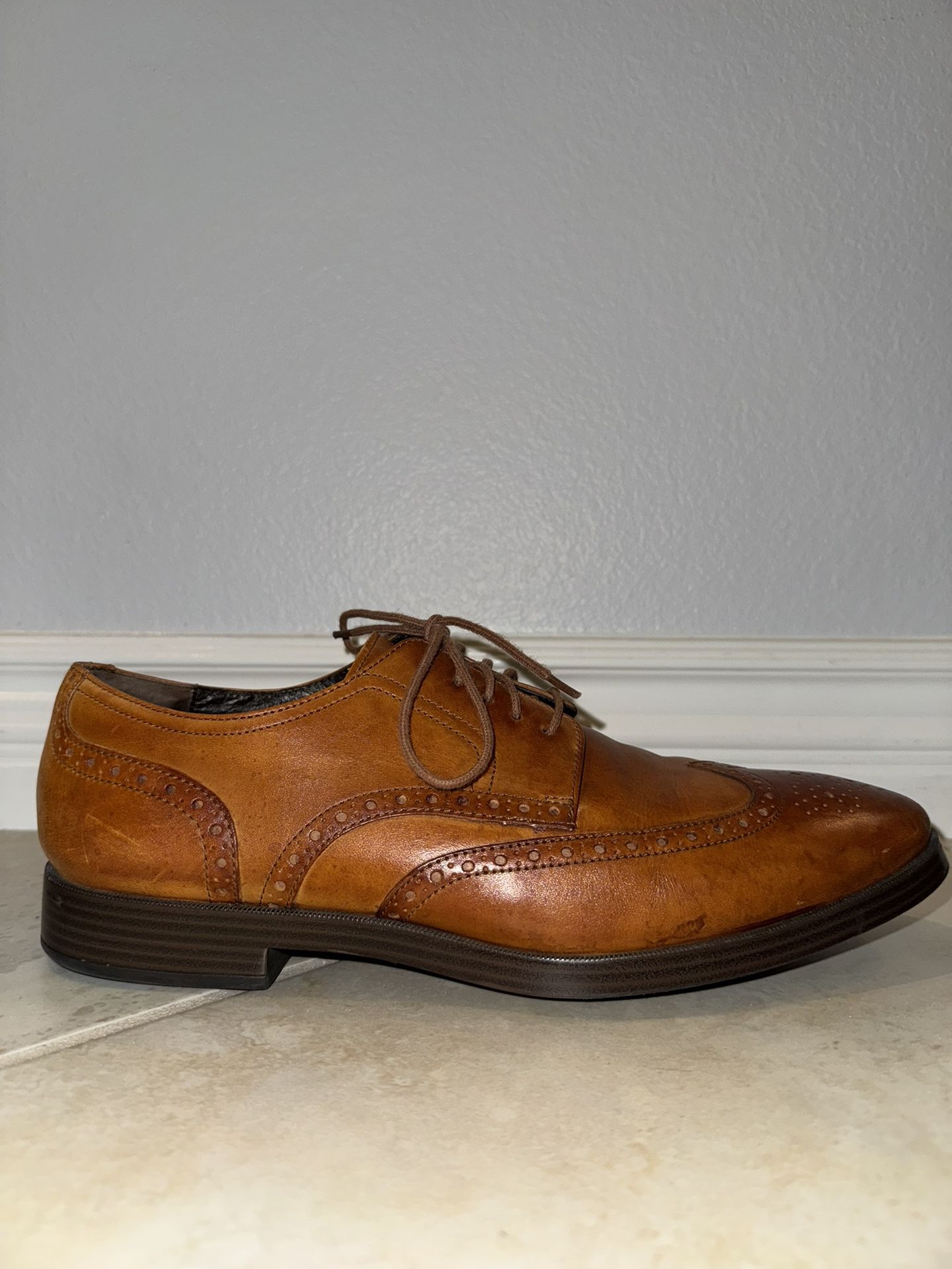 Cole Haan Modern Essentials Wingtip Oxfords (Size 9 Men 