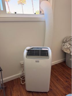 Black and decker 12,000btu AC