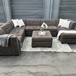 Sectional/couch/sofa,104x136x65, Grey, Pickup In Tampa, Delivery Available 