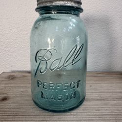 Ball Perfect Mason Jar, Blue w/Zinc lid, #10