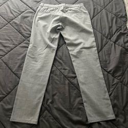 Grey and white plaid trousers #preppy #plaid