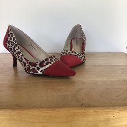 Women’s High Heel Size 8 1/2