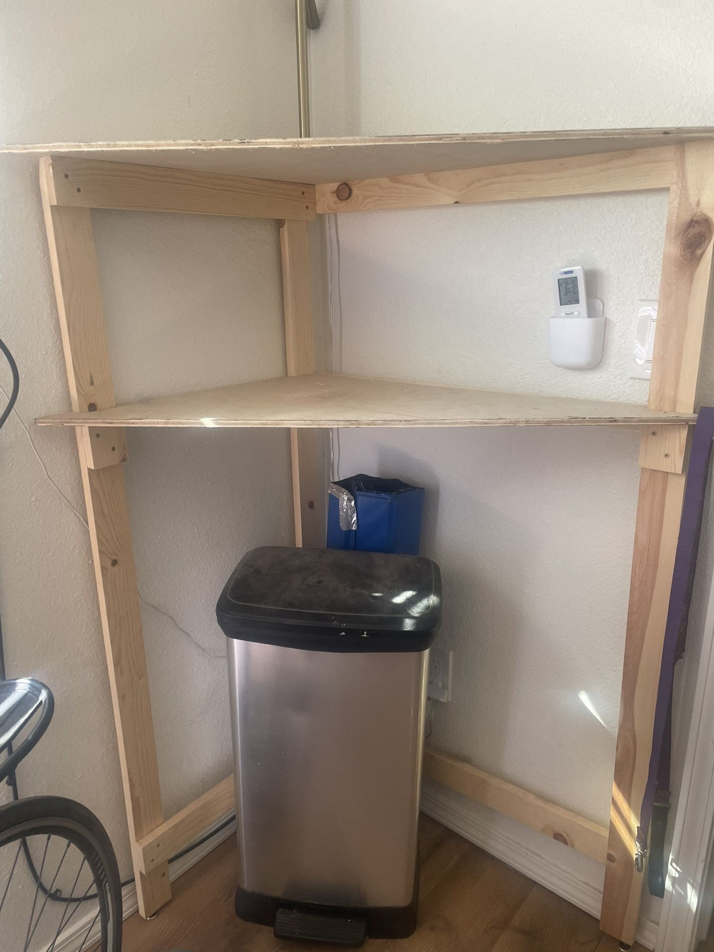 Corner Shelf