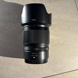 Nikon 35mm 1.4