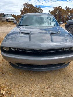 Dodge challenger GT AWD