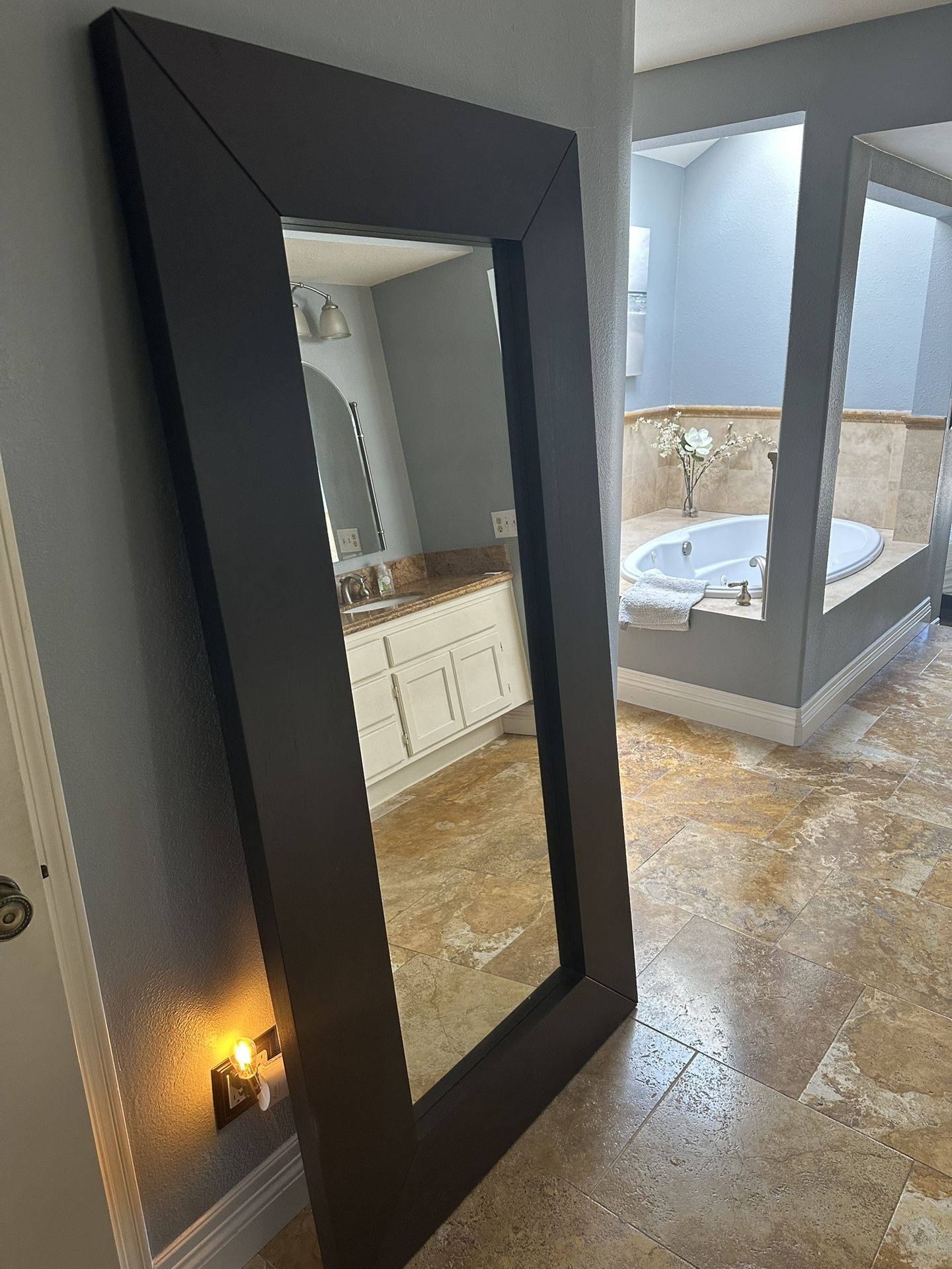 Large Mirror.!!! Can be hung vertically or horizontally, or leaned against a wall. 37” w. X 75” h From a smoke free home. Cash only. Rancho Ber