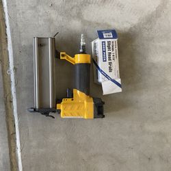 Air Brad Nailer