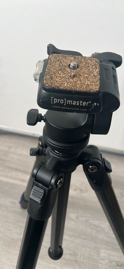 ProMaster FW29T tripod