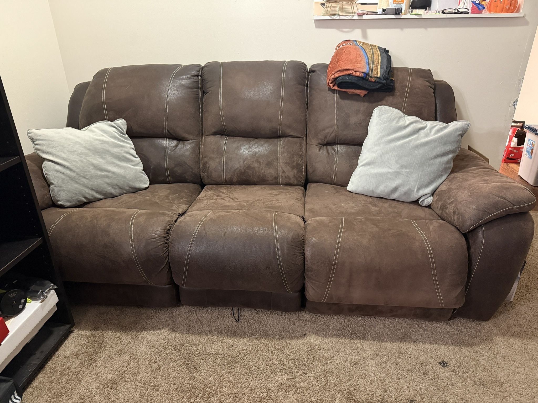 Couch With Recliner