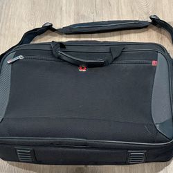 We get Swiss Army Laptop Computer Case shoulder bag Messenger briefcase