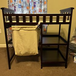 Changing Table With Hamper And Pad 