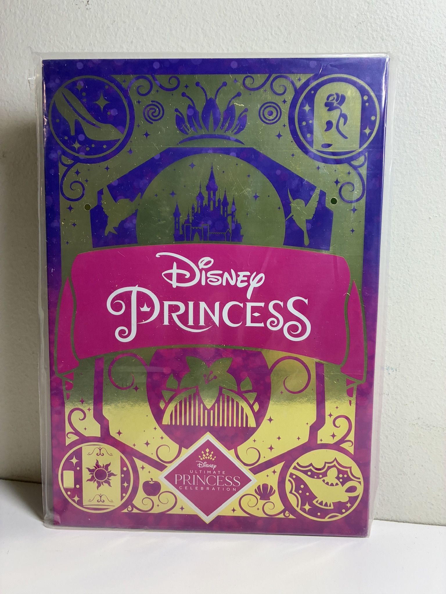 Funko Ultimate Princess Storybook Pin Book Brand New