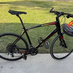 2017 Sirrus Comp Carbon Bike (Large)