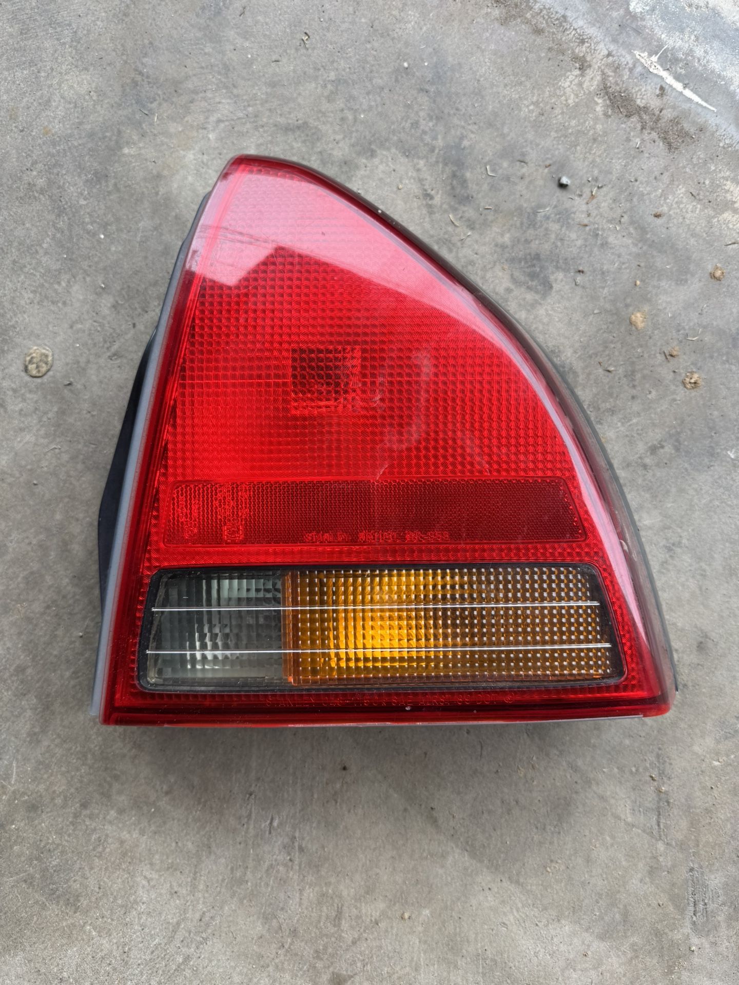Honda Prelude 4th Gen right Tail lamp