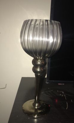 Candle holder