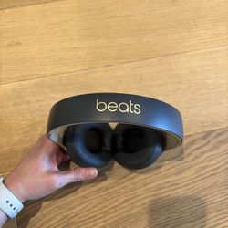 Beats Studio3 Wireless Noise Cancelling Over-Ear Headphones
