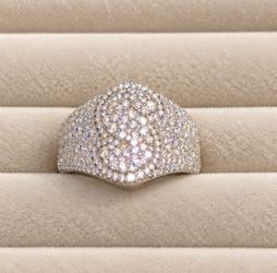 Sparkling ring, size 9