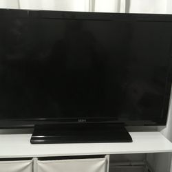 32 Inch TV