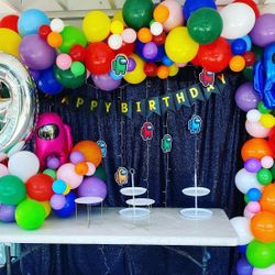 Balloon Garland Decor