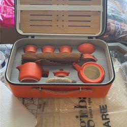 Tea Pots, Tea, Cups, As Seen In Picture, It Is Brand New With A Carrying Case