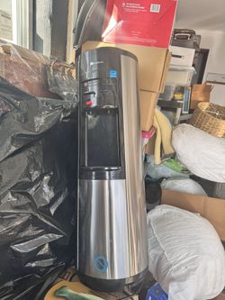 Water Machine With Storage Rack