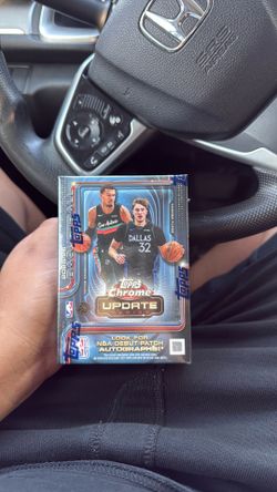 Tops chrome basketball 2026