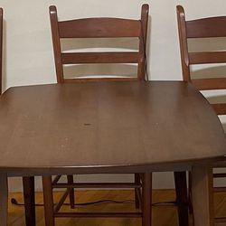 Wood Dining Table Set With 4 Beautiful Chairs Vintage ( Most Prob Teak Wood)