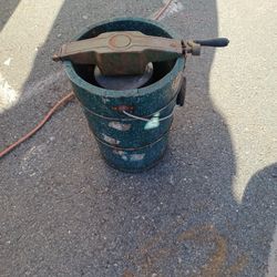 Cast Frame Frost King Ice Cream Maker