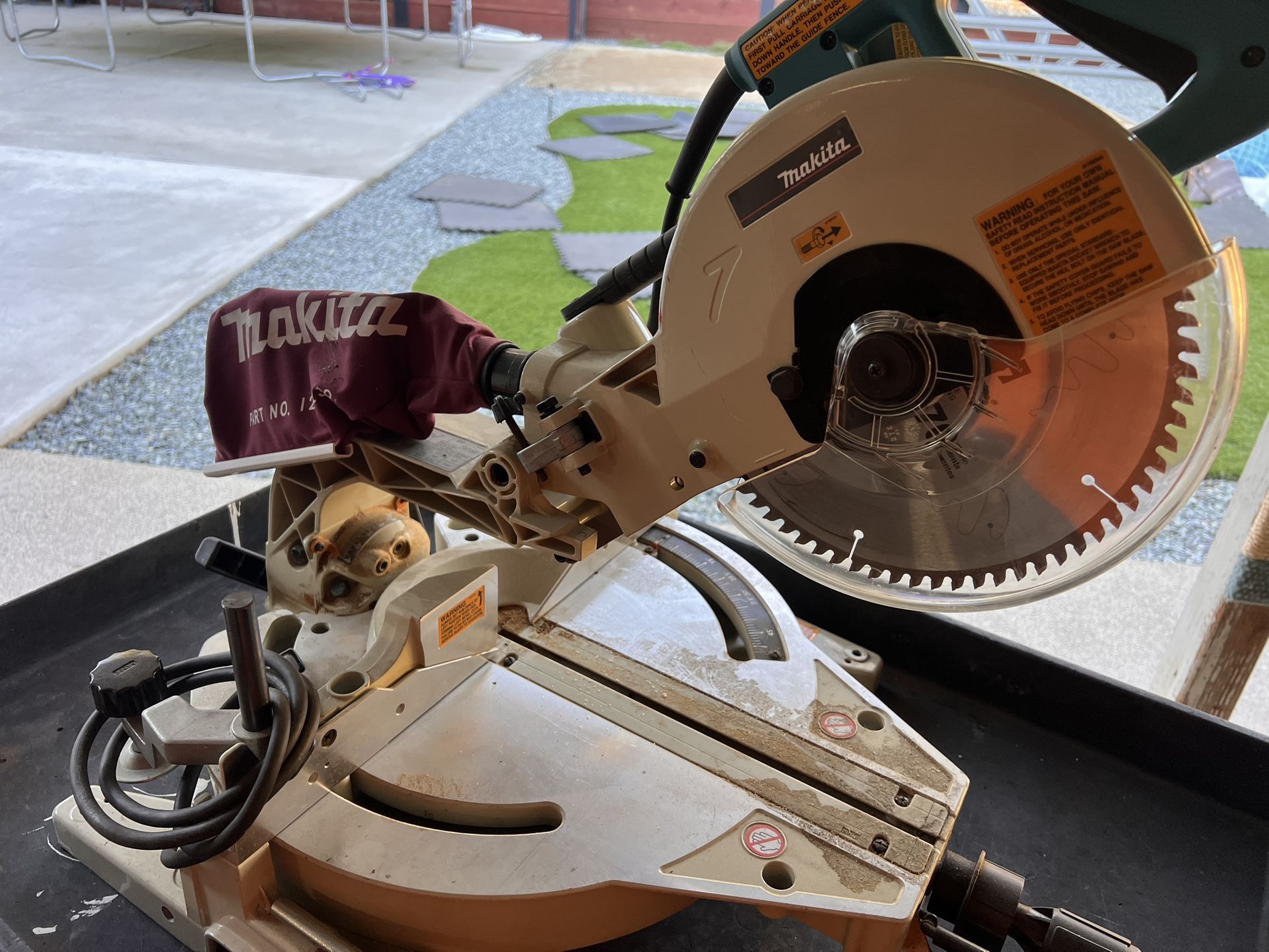 Makita 10” Miter Saw