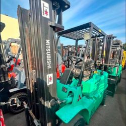 Mitsubishi Forklift 5500 Lbs Pneumatic Tires