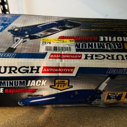 Pittsburgh Jack 1.5 Ton Hydraulic Low Profile