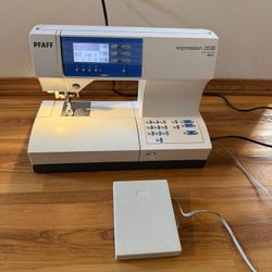 Pfaff Expression 2038 Sewing Machine 