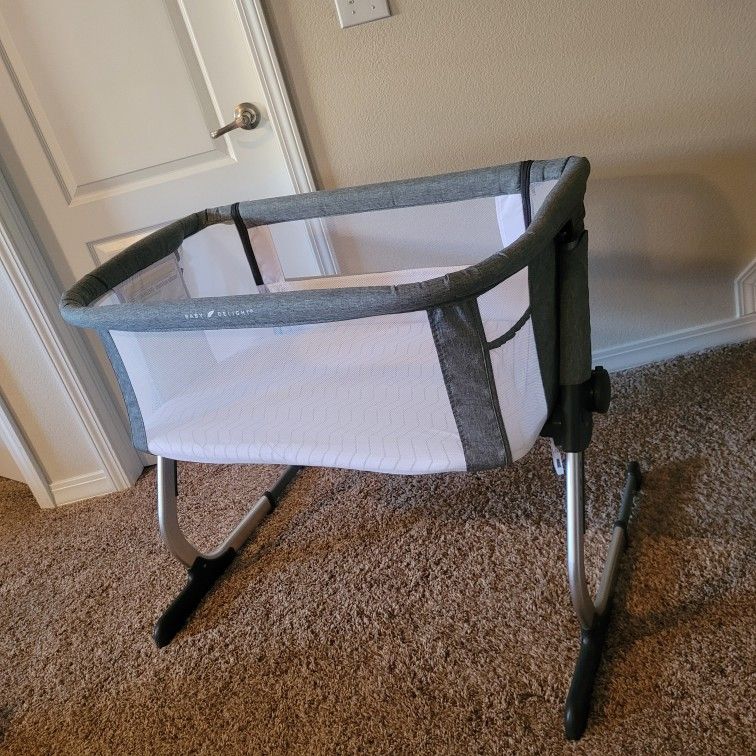 Baby Delight Bassinet