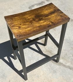 🤩💰🔥💲NEW Set of 2 Rustic 24” Counter Height Bar Stools – Farmhouse Style Price: $60