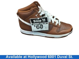 Nike D16189-200 Brown