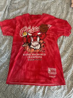Vintage Graphic Bulls Shirt