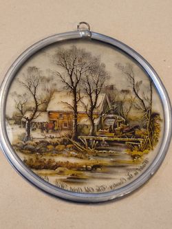 Suncatcher round nature cottage scene