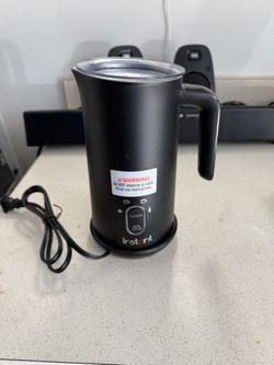 Instant Pot 10 oz 4-in-1 Electric Milk Steamer, Hot or Cold Foam Maker, Drink Warmer, Black