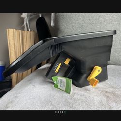 Salt & Seed Spreader - Handheld