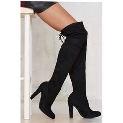 Steve Madden Over The Knee Boots 9