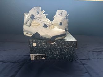 Air Jordan 4 ‘Midnight Navy’  Size 10.5 Used