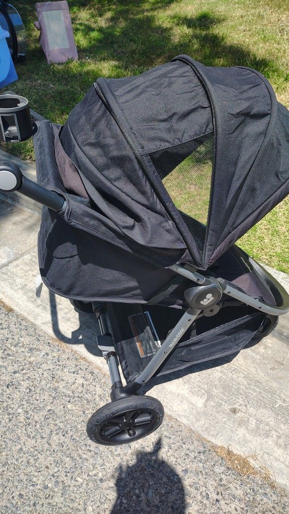 Maxi-Cosi 3 Wheel Stroller