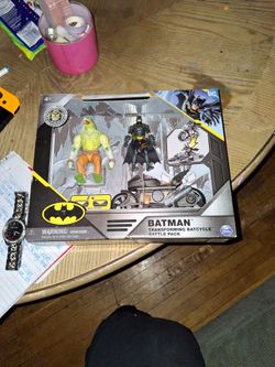 Batman Transforming Batcycle Battle Pack
