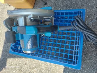 Makita  saw