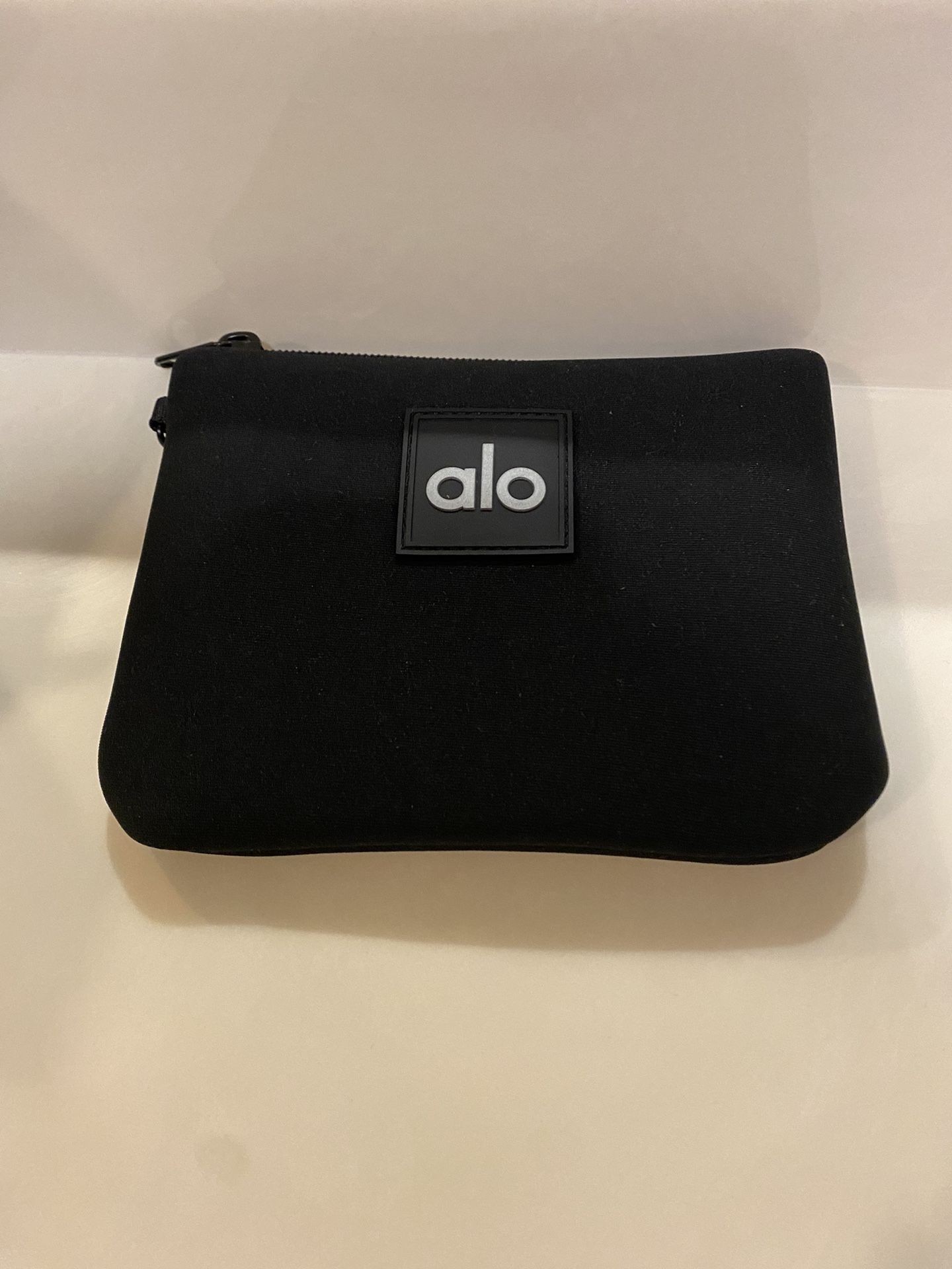 Alo Yoga Pouch/ Wristlet