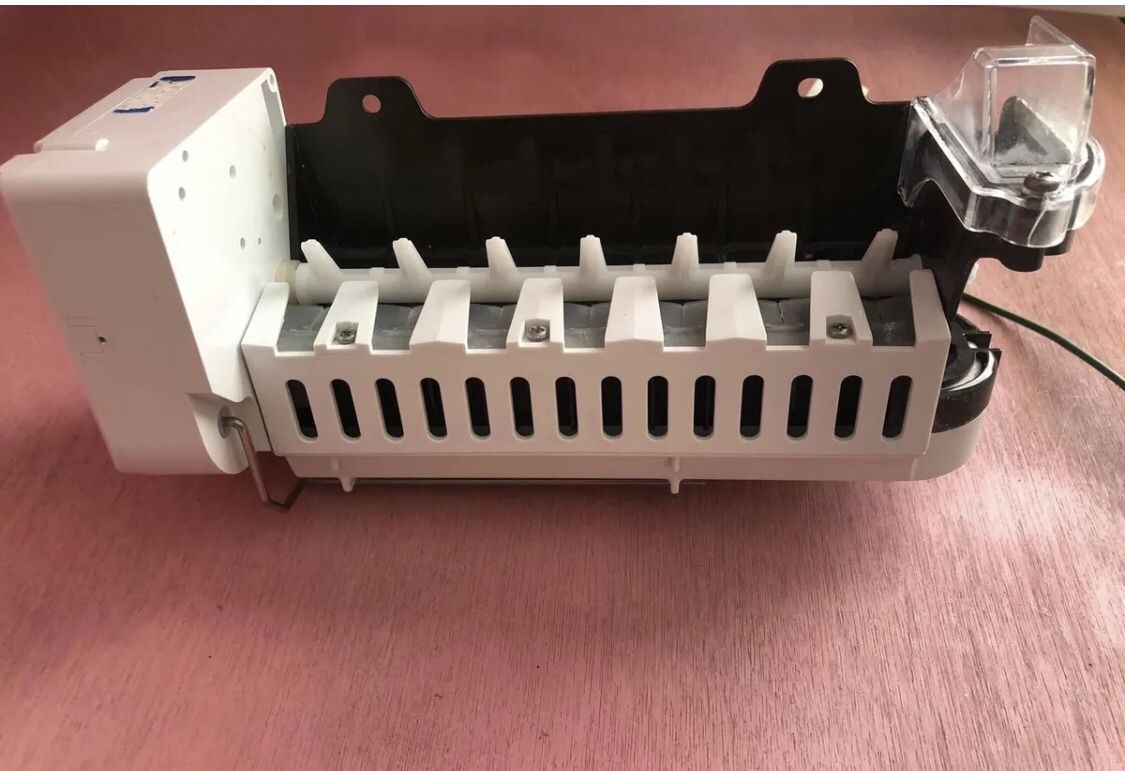 LG Refrigerator Ice Maker Part #AEQ(contact info removed)2