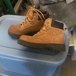 Work Boots 8.5 Like New Mens