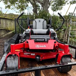 eXmark Ultracut Series 3 52” Commercial Riding Lawnmower 