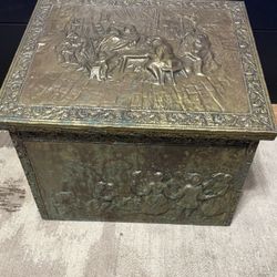 Vintage Large Coal Storage Box with Antique Brass Finish   Portable Brass Fireplace Scuttle 