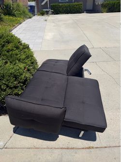 FREE Broken Futon Couch – Curb Alert